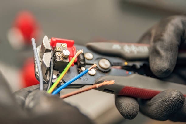 Best Commercial Electrician Services  in Morton Grove, IL